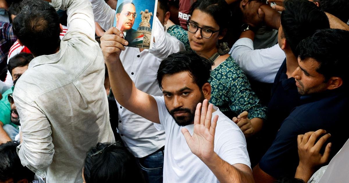 బొద్దింకలు గెలిచాయి... ప్రజాస్వామ్యం గెలిచింది’... దేశాన్ని కుదిపేసిన ఉద్యమం!