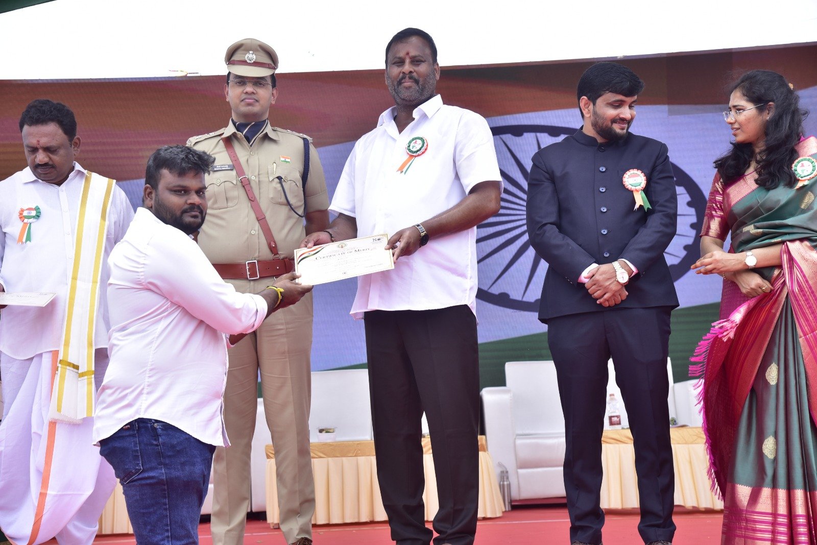 చౌడేపల్లి మండలంలో స్వాతంత్ర దినోత్సవ అవార్డు గ్రహీతలు వీరే⁹ - Additional Image