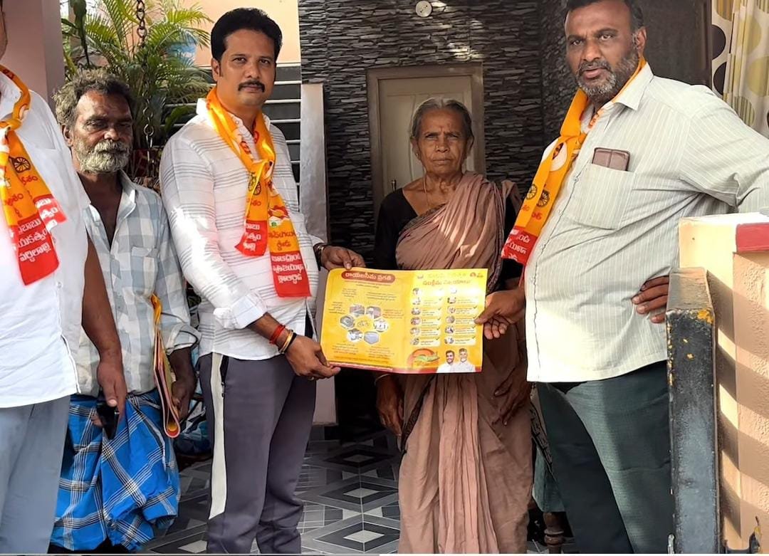 12వ డివిజన్‌లో గోపీనాథ్‌... టీడీపీకి కొత్త ఊపు!...