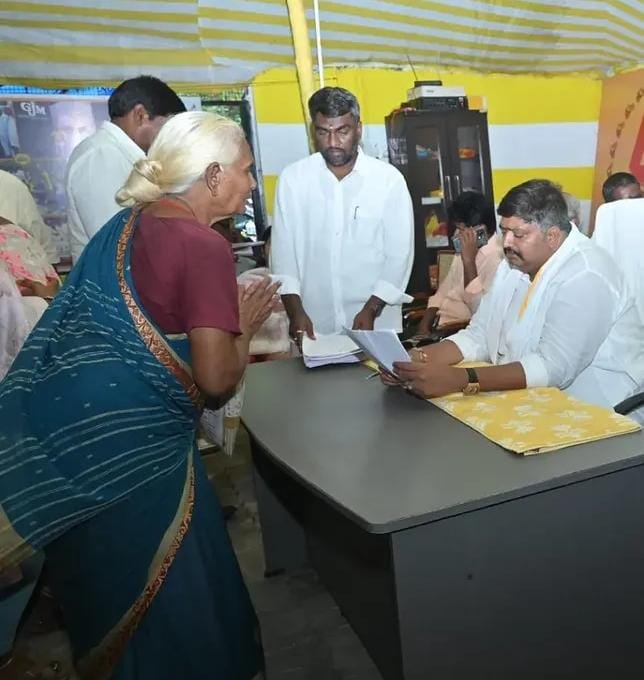 అభివృద్ధికి చిత్తూరు నియోజకవర్గ ఎమ్మెల్యే గురజాల జగన్‌ మోహన్ స్పీడ్.. వెన్నంటే పీఏ కుమారస్వామి!