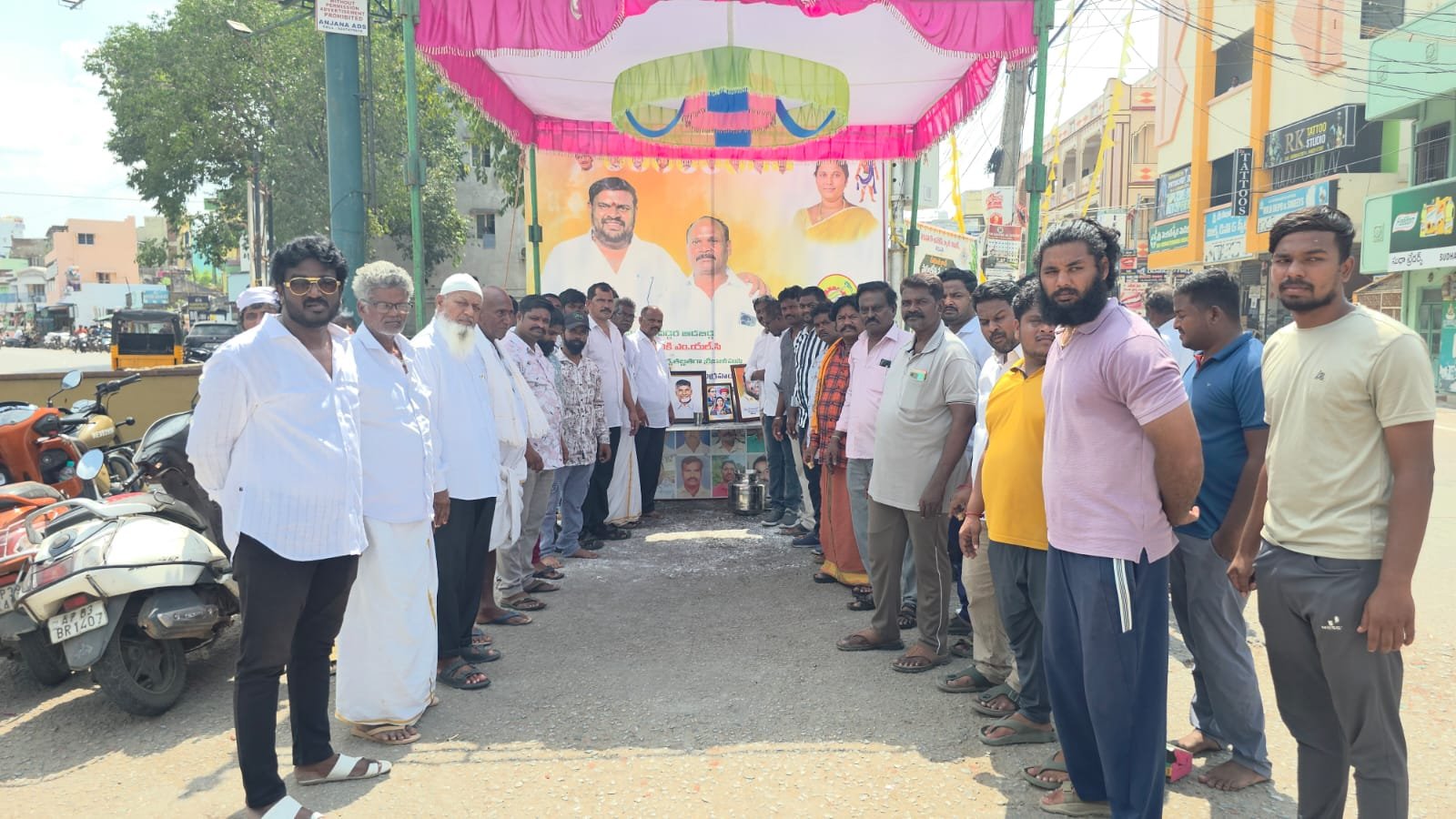 వడ్డెర దైవం నారా చంద్రబాబు నాయుడు.. దేవళ్ళ రమణ